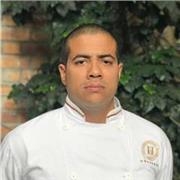 Ofrezco clases de cocina internacional y saludable destacando técnicas culinarias, recetas, y beneficios de la alimentación inteligente, para prevenir o mejorar alguna patologia inmunologica y vivir una vida saludable, cocinando como un chef en casa. Mi i